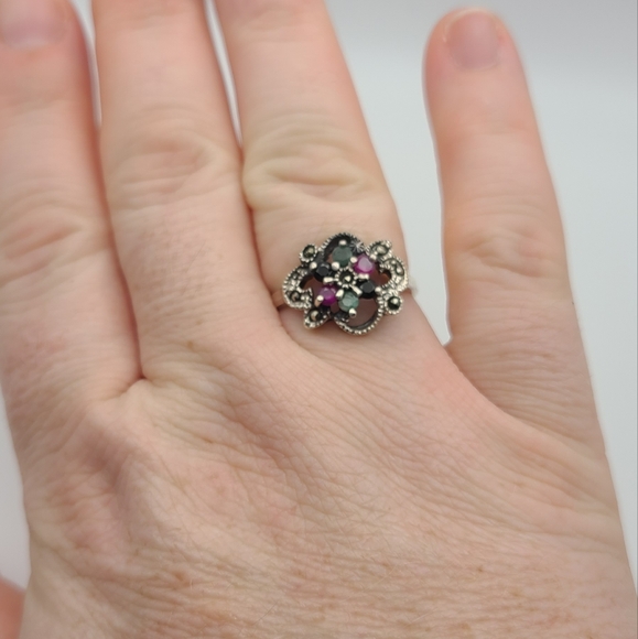Incredible multistone ring with emerald, sapphire, ruby, and marcasite - Picture 3 of 7